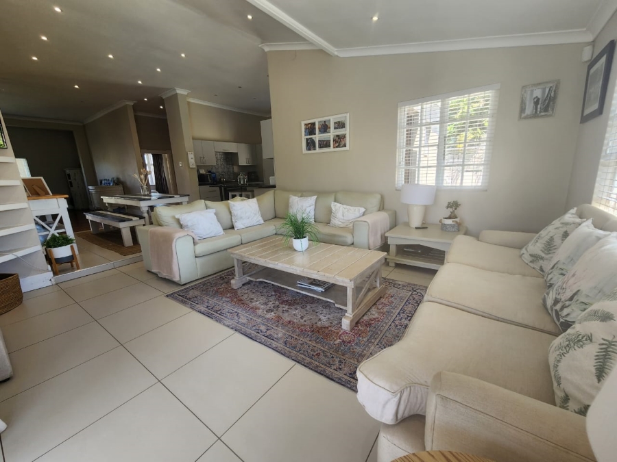 4 Bedroom Property for Sale in Selborne Eastern Cape